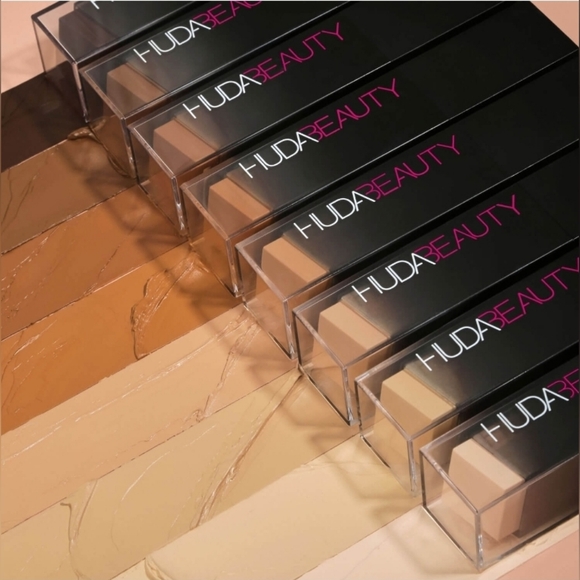 HUDA BEAUTY #FauxFilter Skin Finish Foundation Stick PANNA COTTA 130G NWT - Picture 5 of 7
